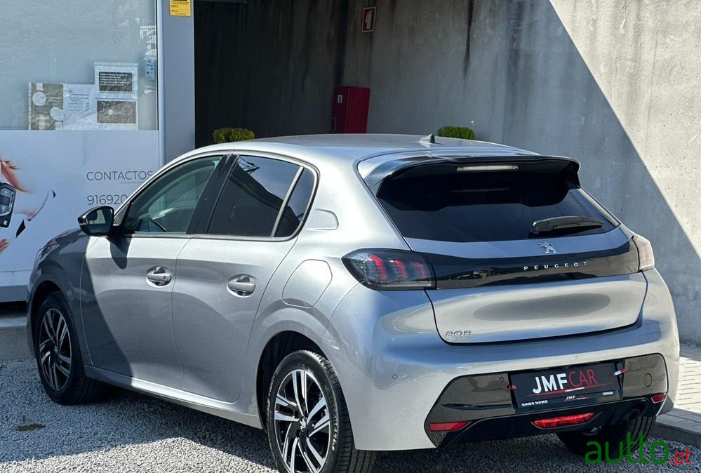 2023' Peugeot 208 photo #6