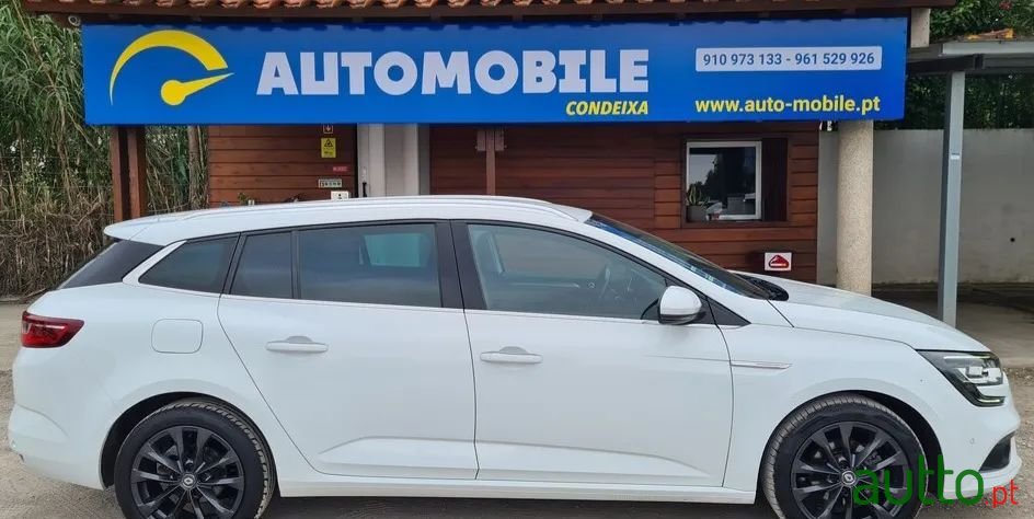 2018' Renault Megane Sport Tourer photo #6