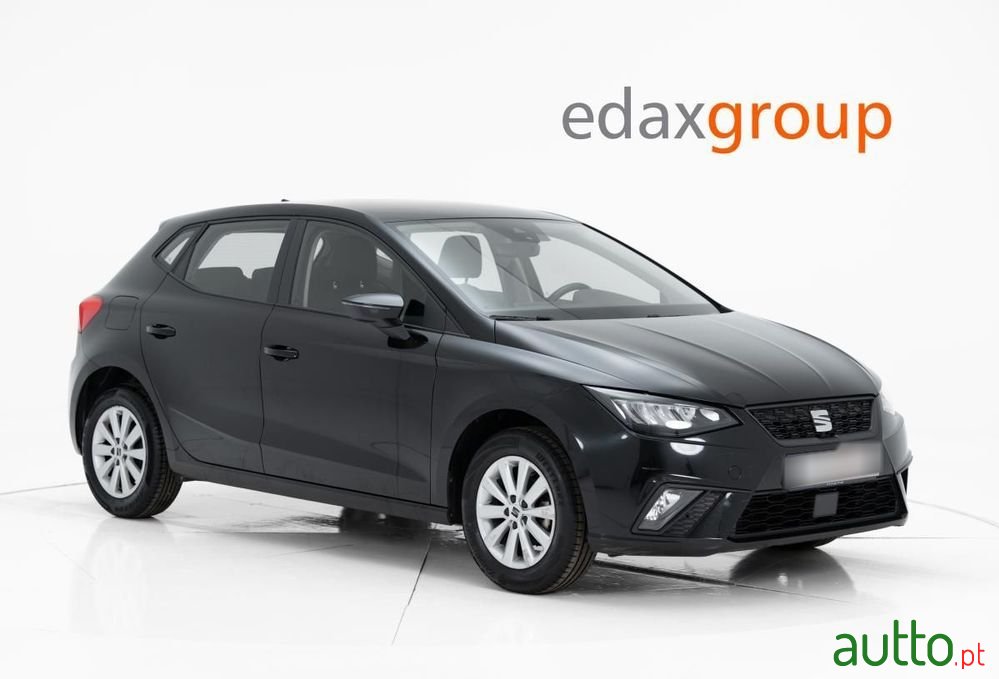 2023' SEAT Ibiza 1.0 Tsi Style photo #1