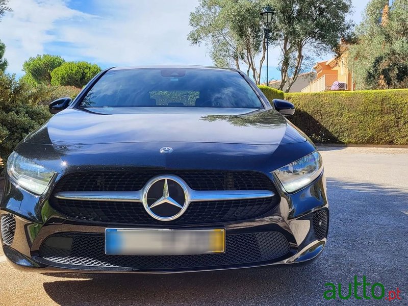 2019' Mercedes-Benz A-180 photo #1