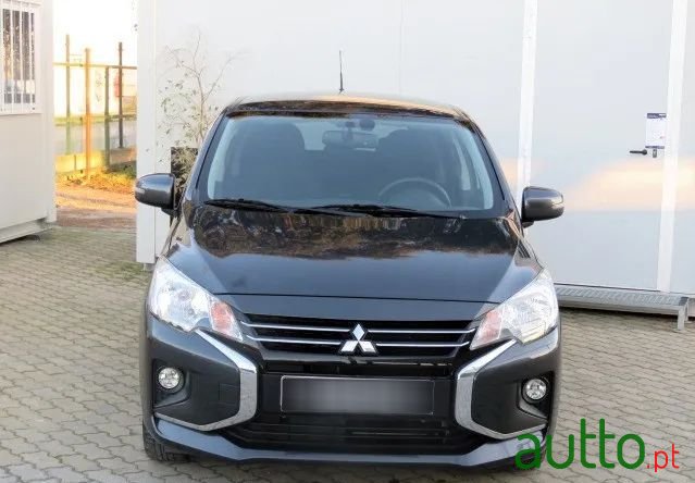 2024' Mitsubishi Space Star photo #3