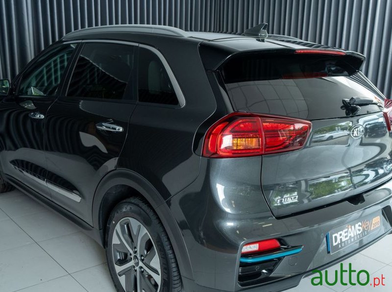 2021' Kia e-Niro 64Kwh photo #5