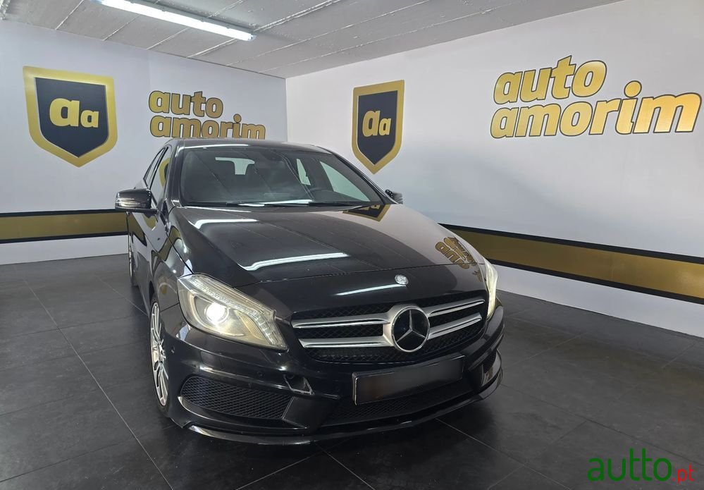 2015' Mercedes-Benz Classe A photo #3