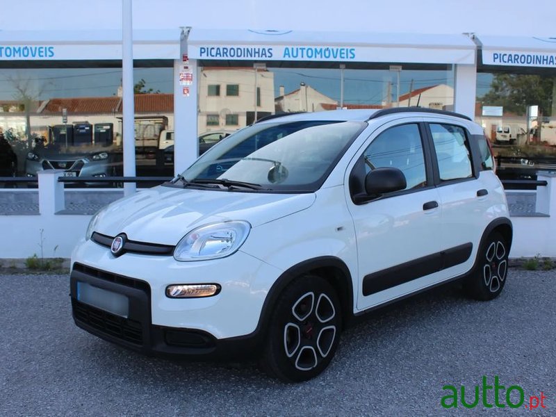 2022' Fiat Panda photo #1