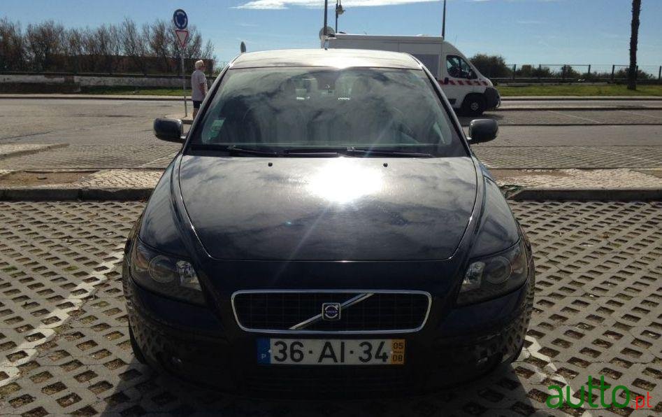 2005' Volvo S40 2.0D 136 Cvs Nacional photo #3