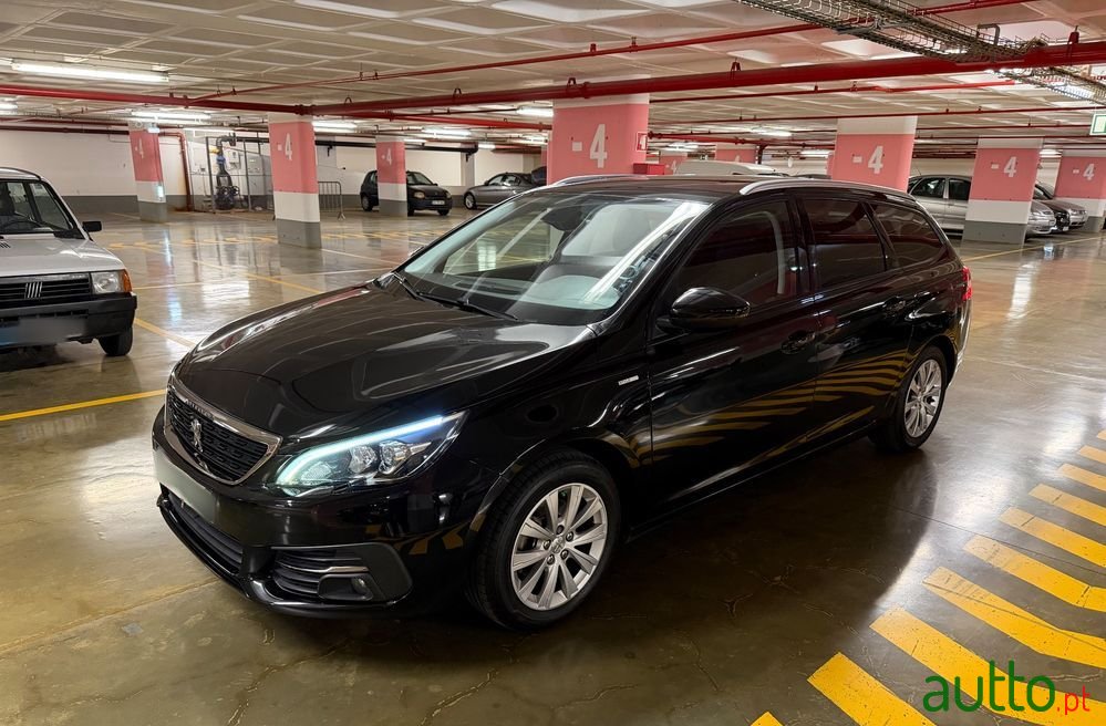 2019' Peugeot 308 Sw photo #1