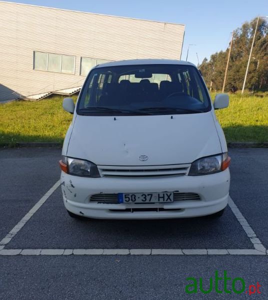 1997' Toyota Hiace photo #1