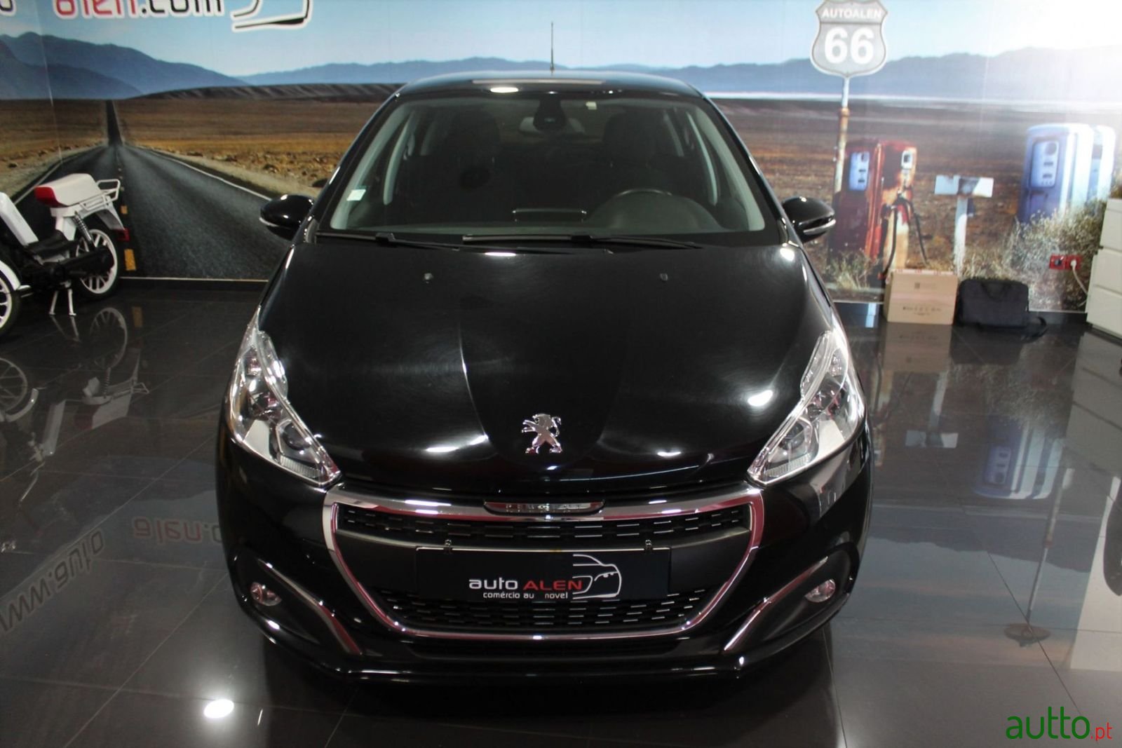 2018' Peugeot 208 photo #2