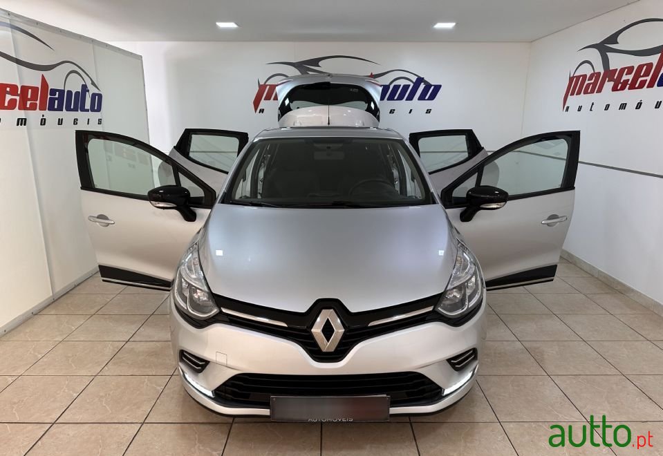 2017' Renault Clio photo #5