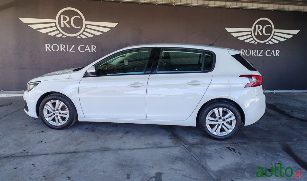 2019' Peugeot 308 photo #4