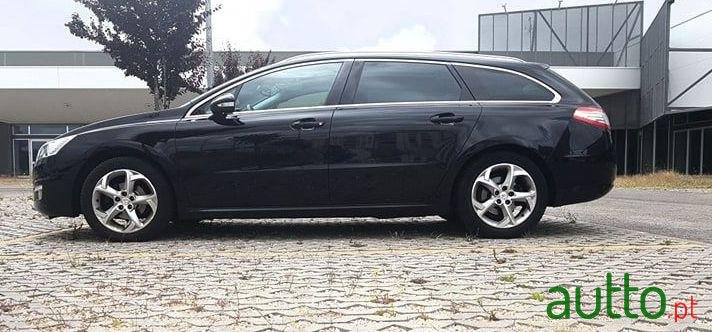2012' Peugeot 508 Sw photo #1