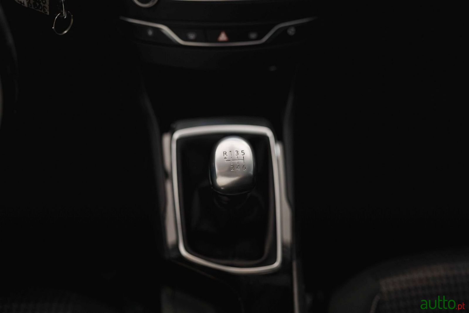 2018' Peugeot 308 Sw photo #5