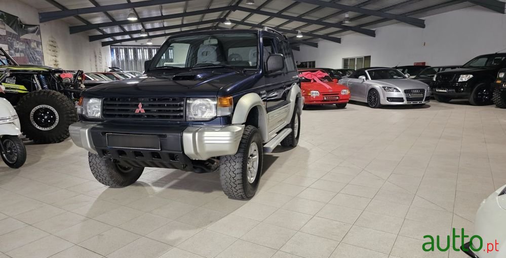 1994' Mitsubishi Pajero 2.8 Td Gls photo #2