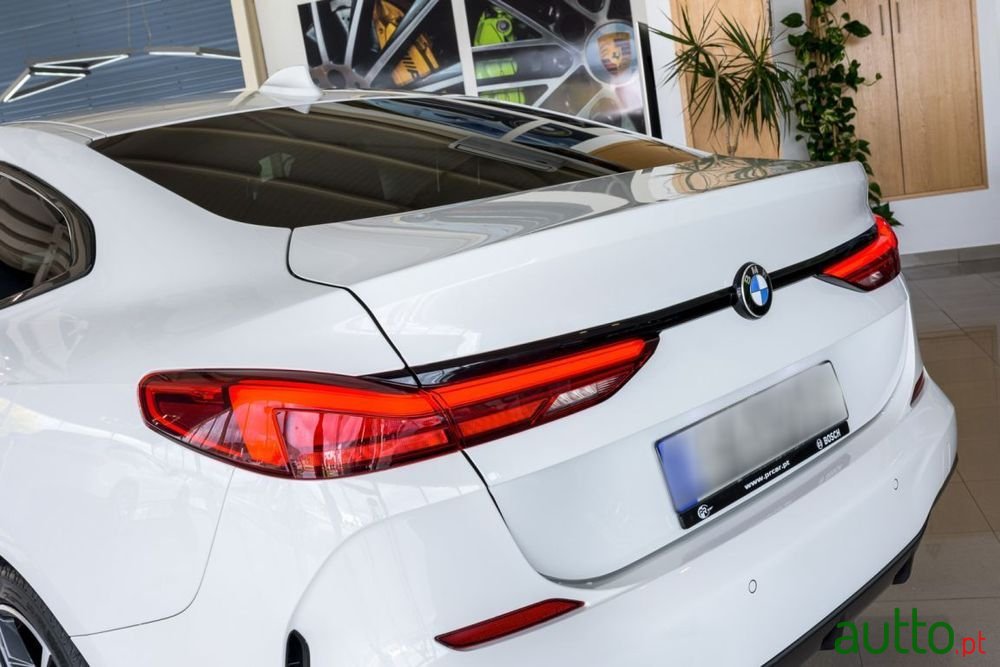 2020' BMW Série 2 D Pack M photo #5