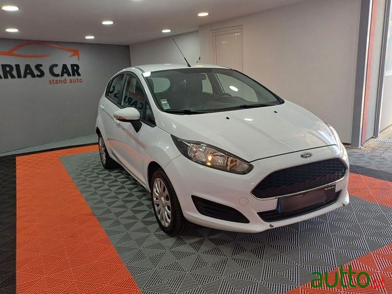 2017' Ford Fiesta 1.0 Ti-Vct Trend photo #2