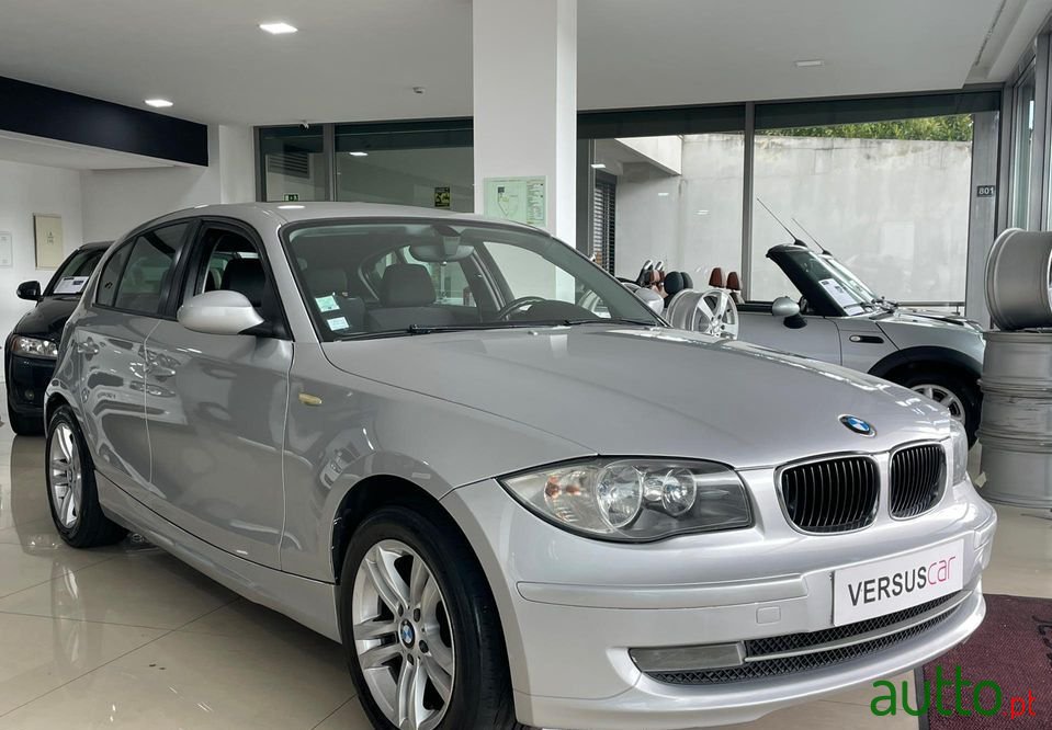 2008' BMW 118 photo #2