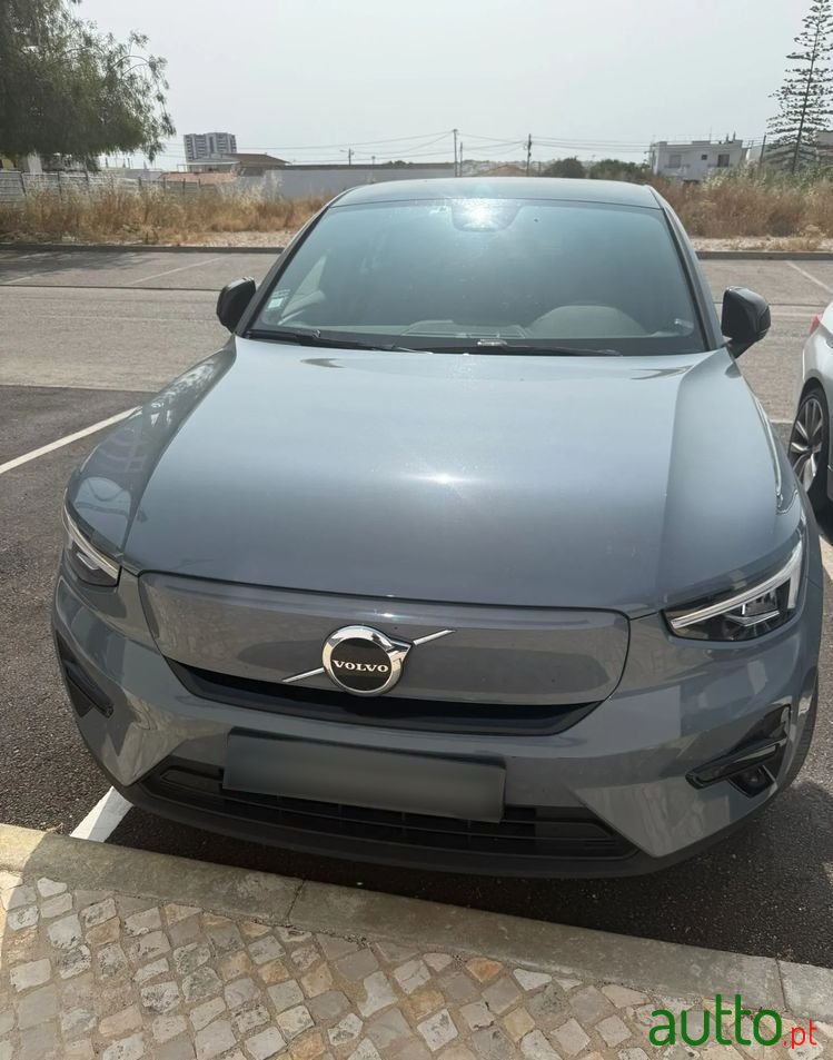 2023' Volvo C40 photo #2