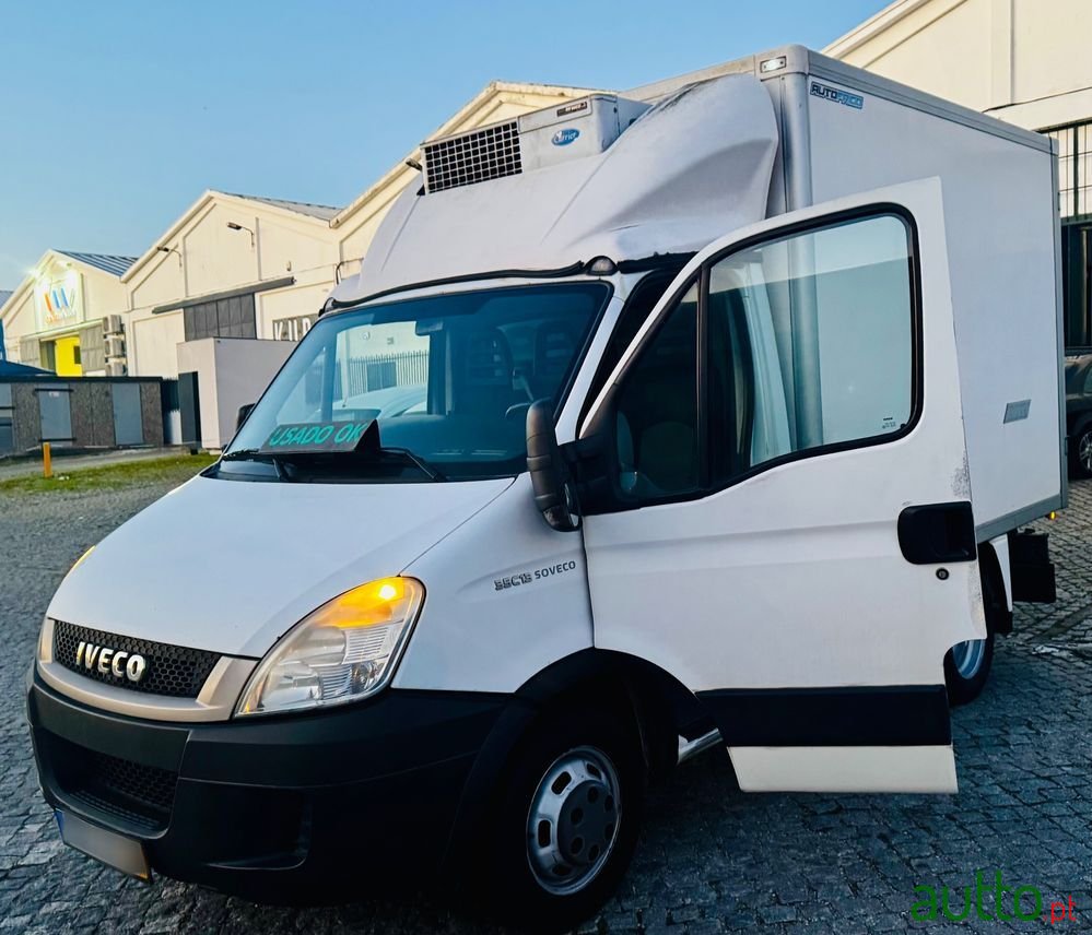 2012' Iveco Daily photo #5