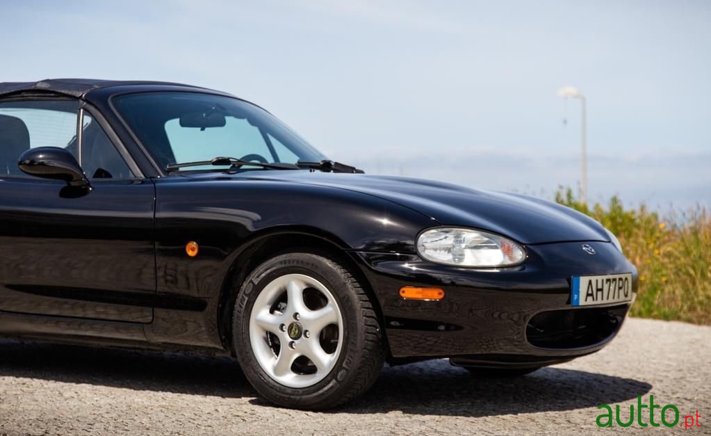 1999' Mazda MX-5 photo #4