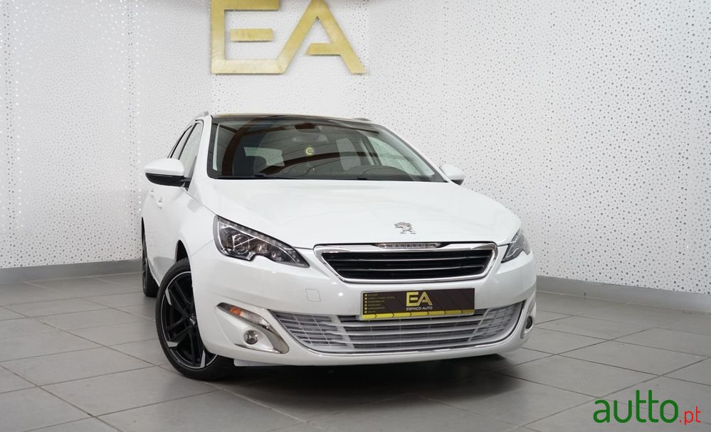 2015' Peugeot 308 Sw photo #1