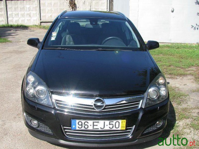 2007' Opel Astra 1.7 Cdti photo #1