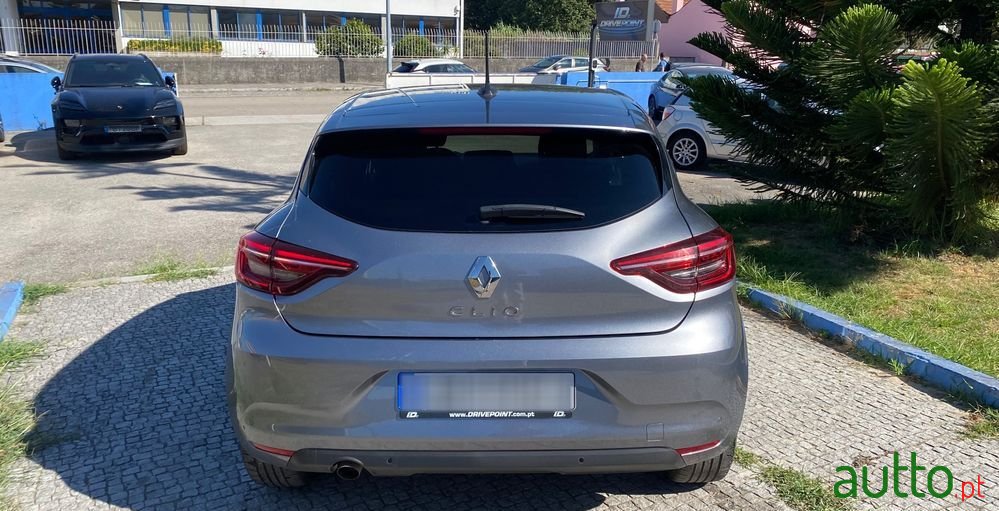 2023' Renault Clio photo #5