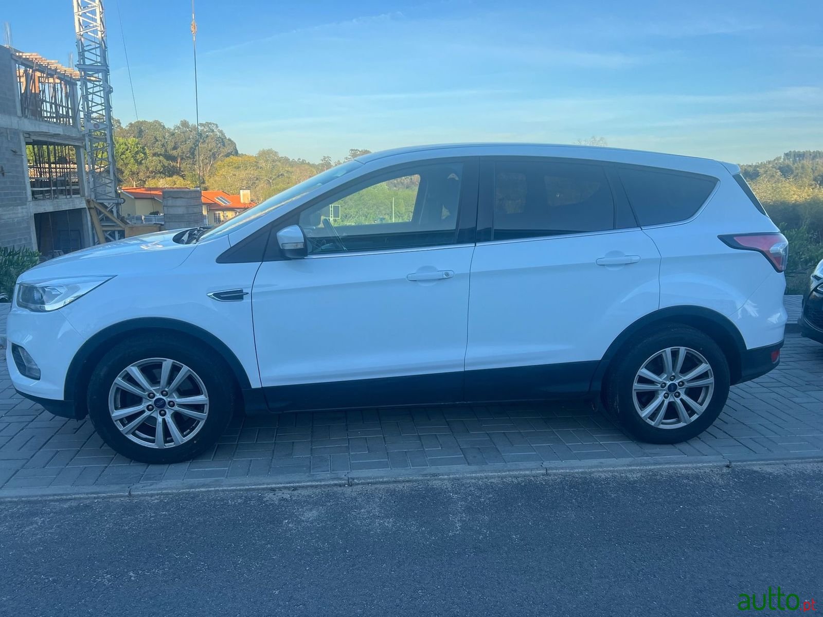 2017' Ford Kuga photo #3