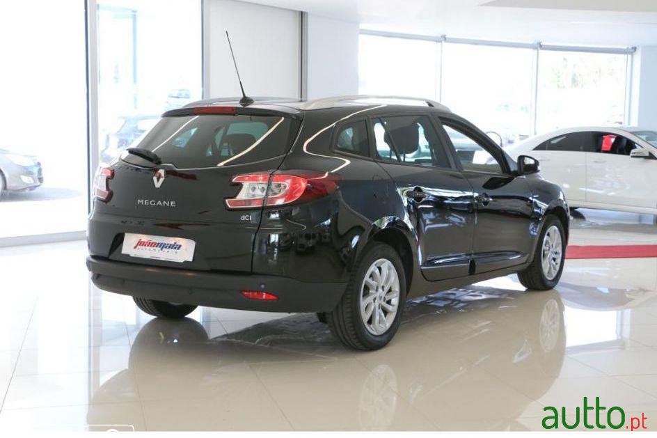 2015' Renault Megane-Sport-Tourer photo #1