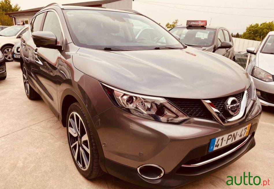 2015' Nissan Qashqai photo #2