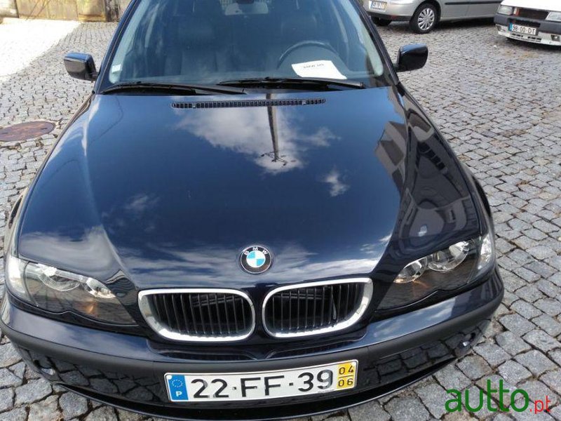 2004' BMW 320 D Touring photo #1