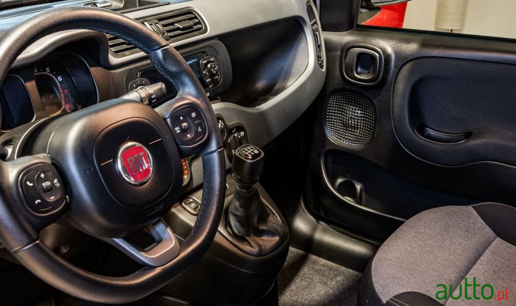 2018' Fiat Panda photo #3