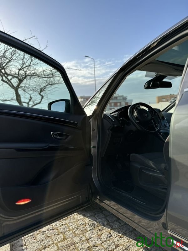 2016' Renault Espace photo #3