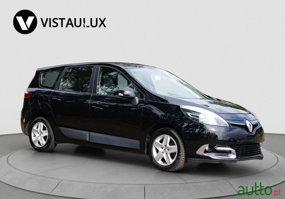 2013' Renault Grand Scenic photo #1