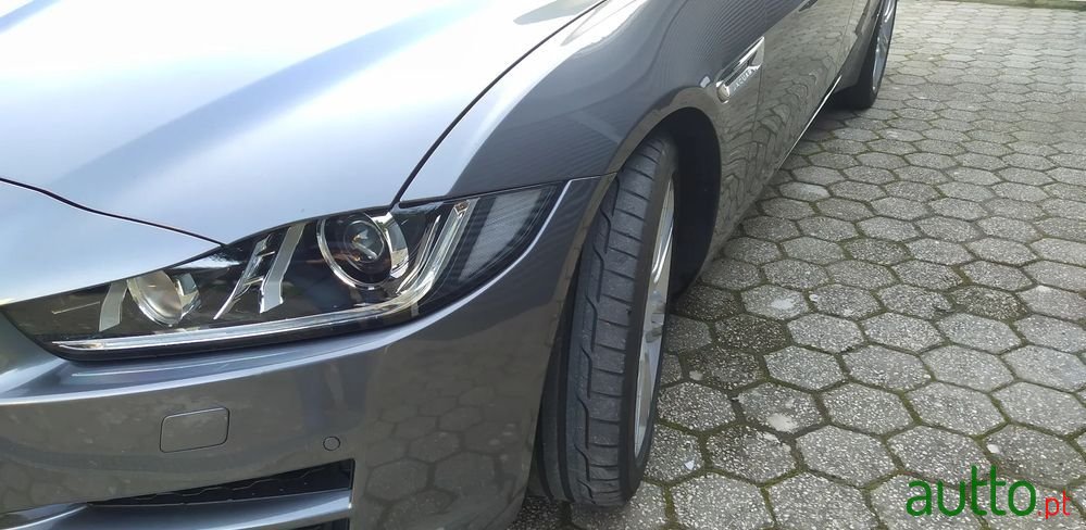 2017' Jaguar XE 2.0 D Prestige Aut. photo #5