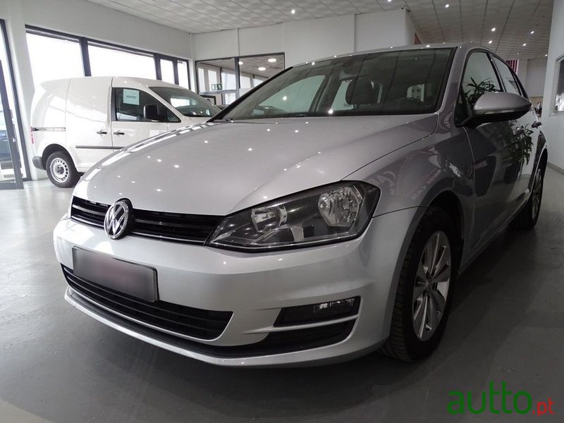 2014' Volkswagen Golf photo #3