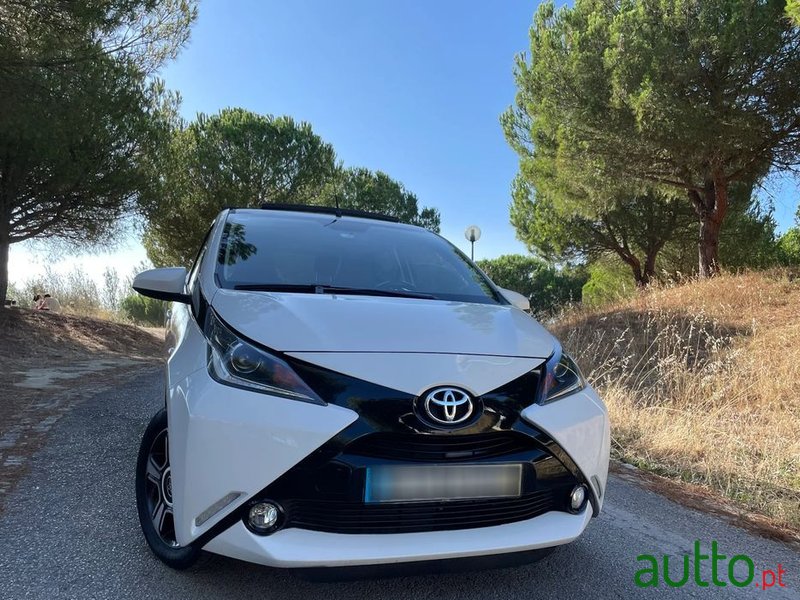 2018' Toyota Aygo 1.0 X-Wave photo #2