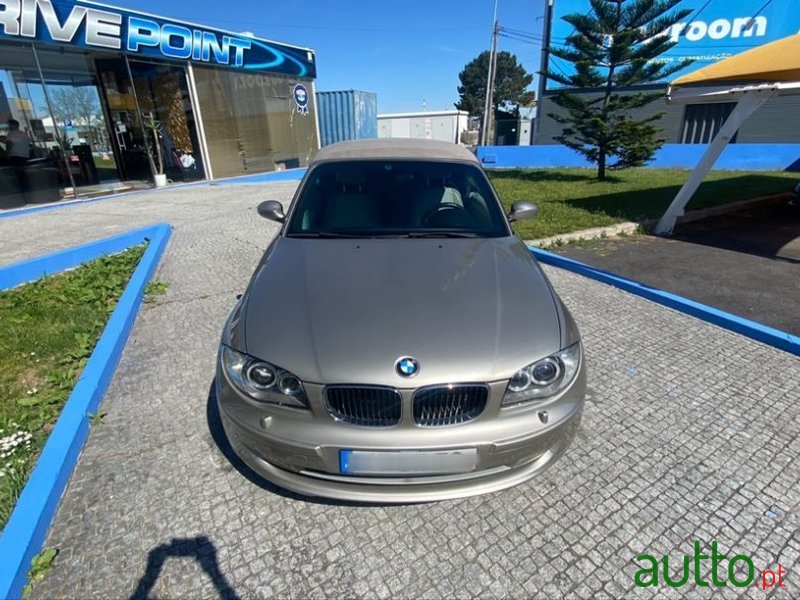 2009' BMW 120 photo #3