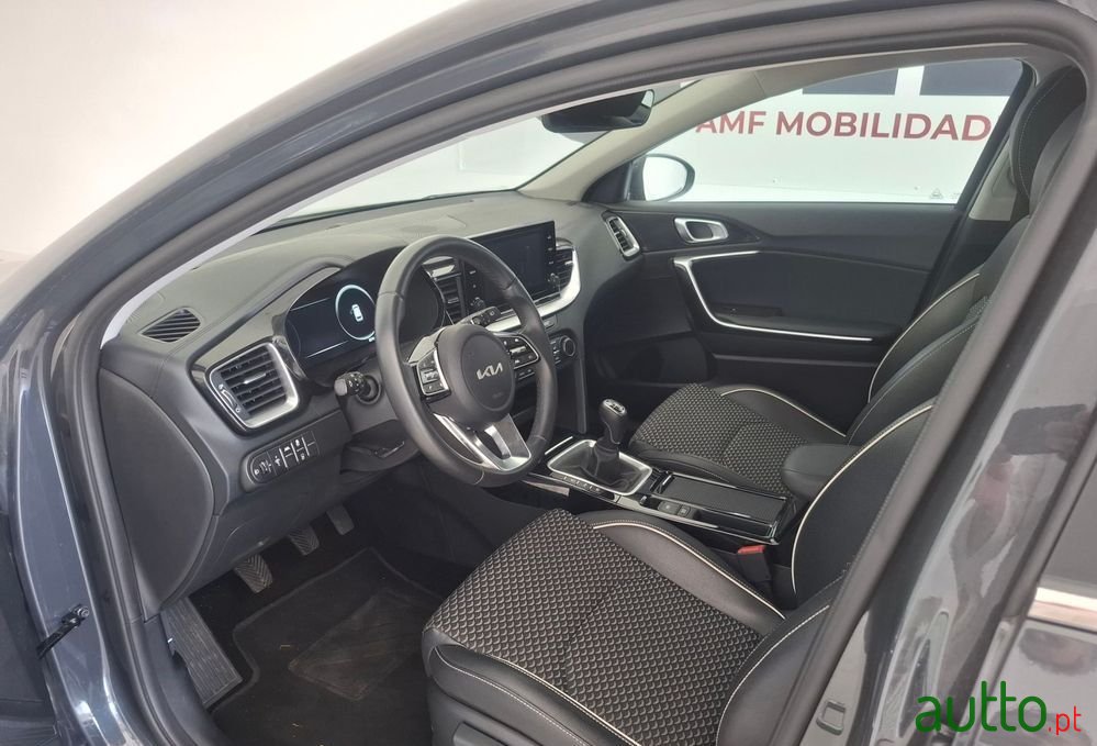 2024' Kia Ceed Sw photo #5