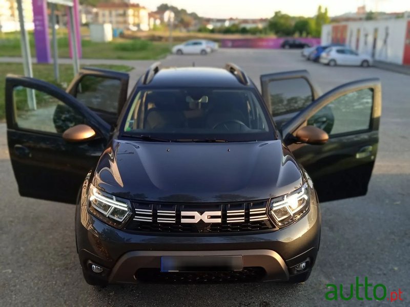 2023' Dacia Duster photo #1