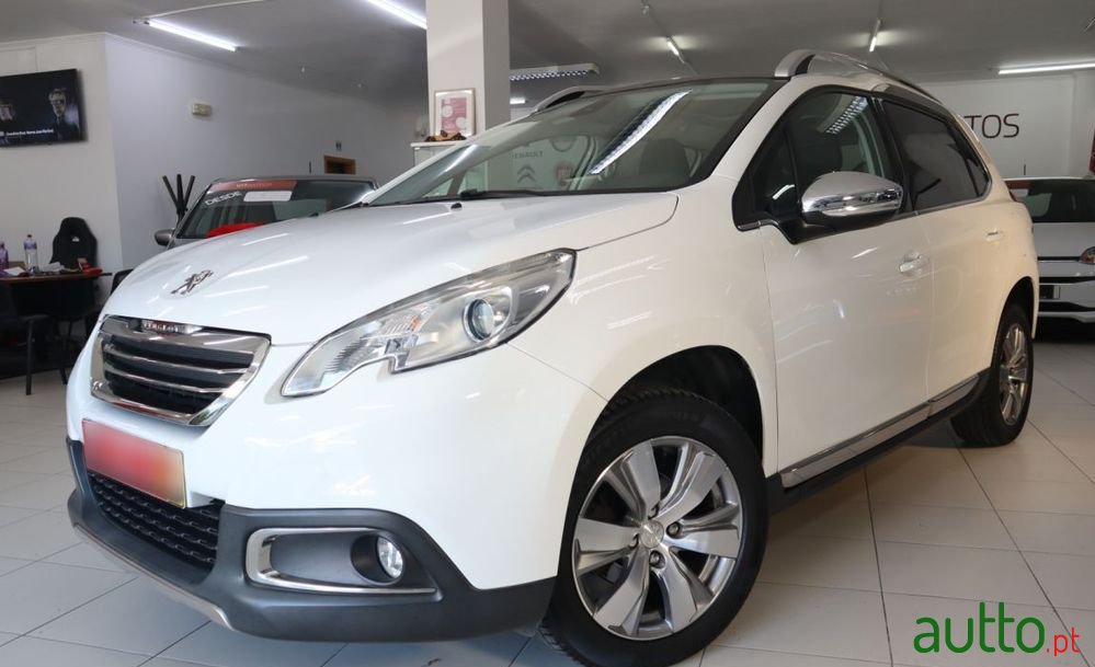 2015' Peugeot 2008 photo #1