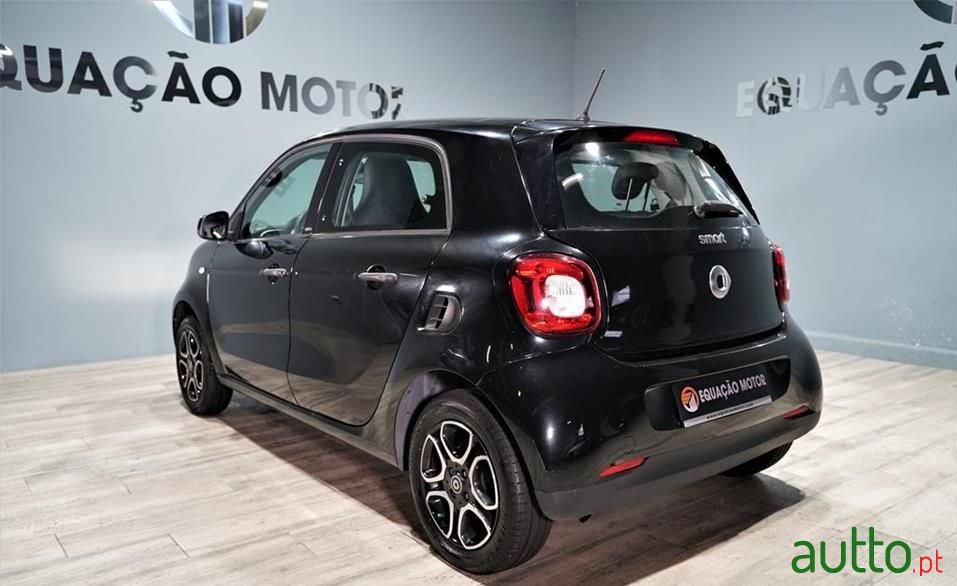 2015' Smart Forfour photo #4