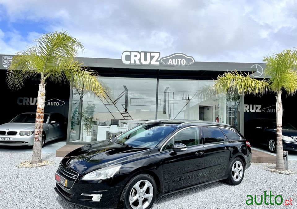 2014' Peugeot 508 Sw photo #1