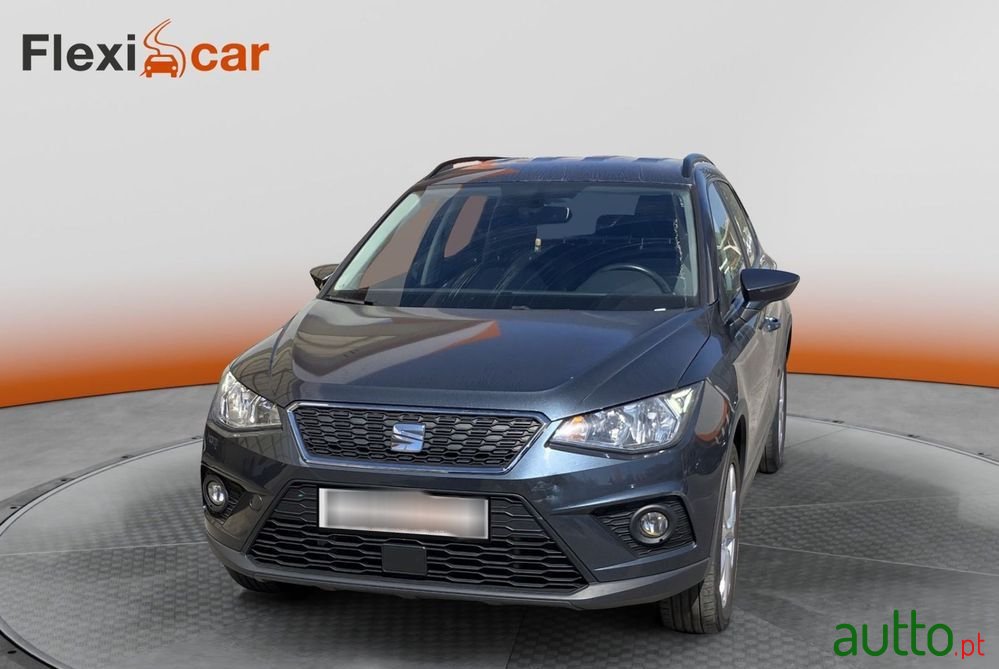 2019' SEAT Arona photo #2