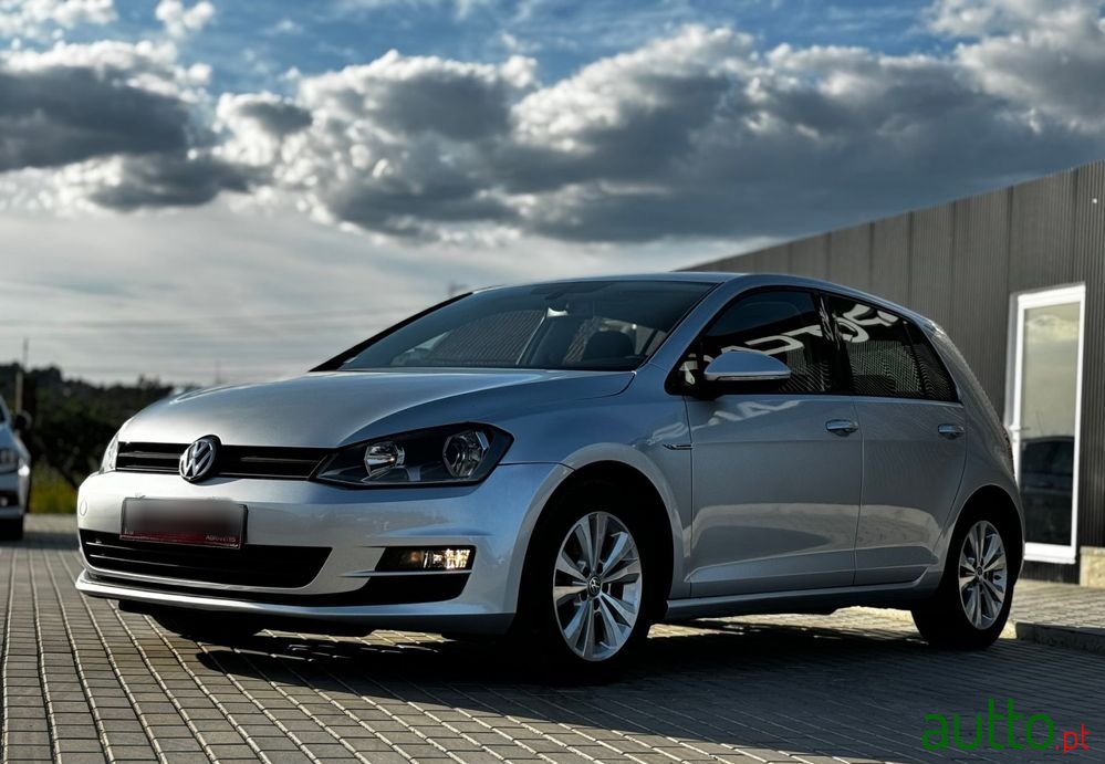 2015' Volkswagen Golf photo #4