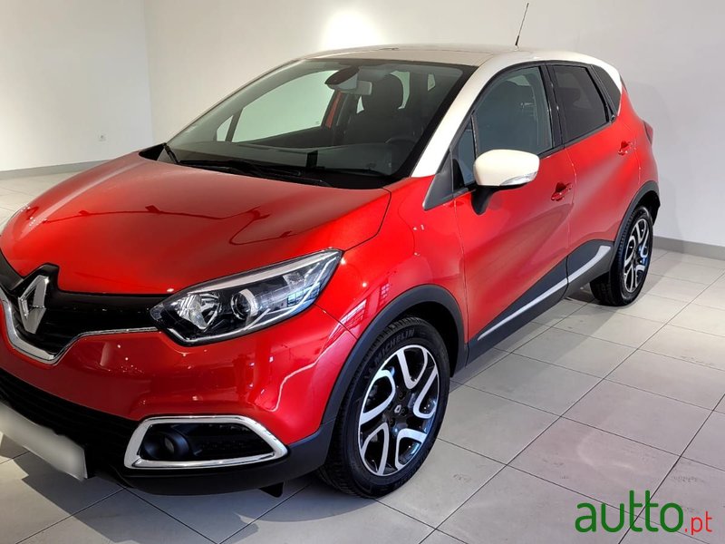 2015' Renault Captur photo #3