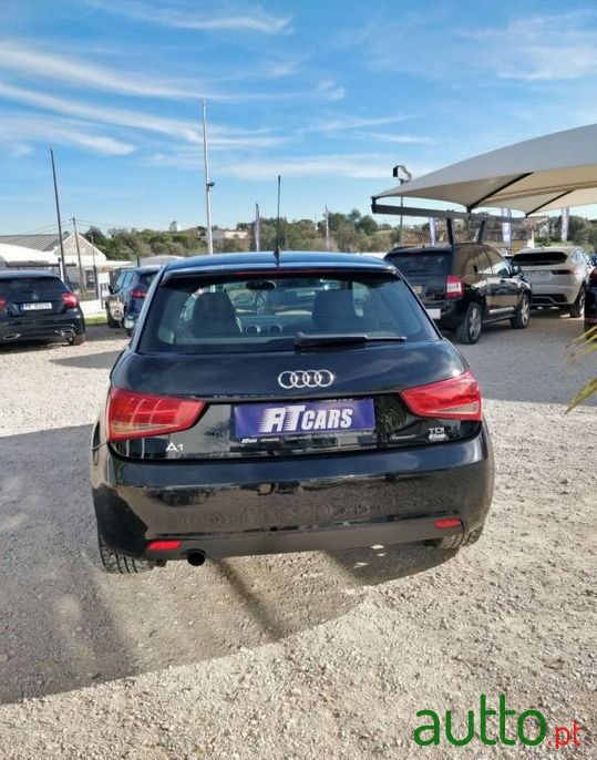 2011' Audi A1 photo #4