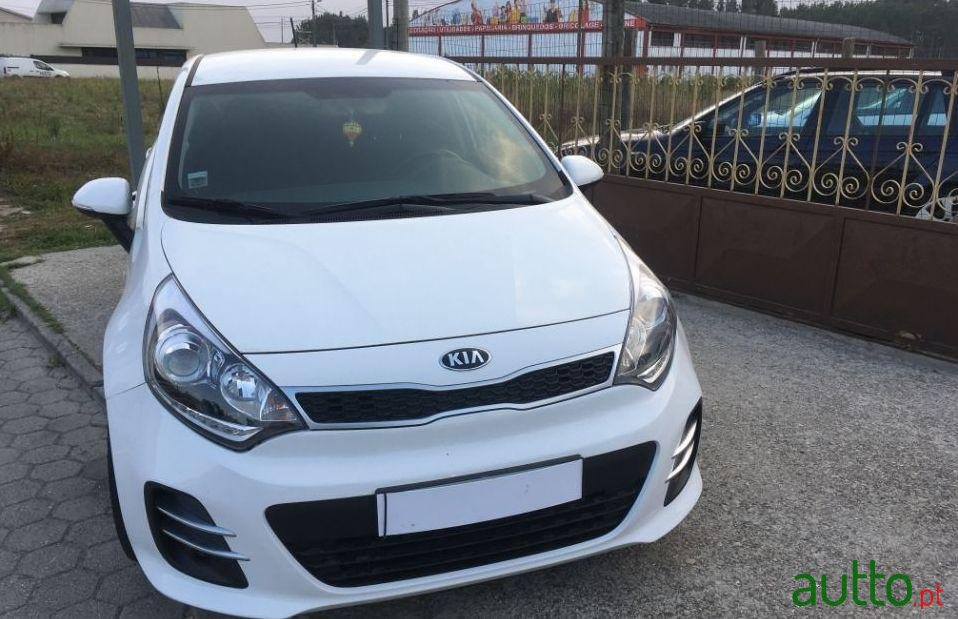 2017' Kia Rio 1.2 Cvvt Ex photo #2