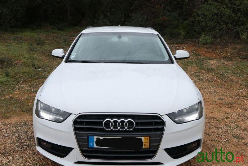 2012' Audi A4 Avant photo #3