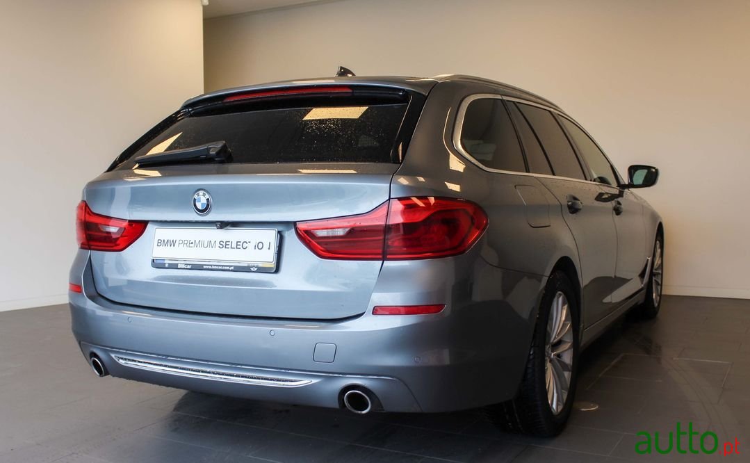 2019' BMW 520 photo #5