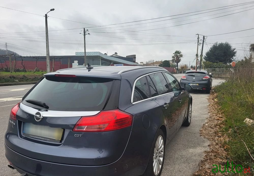 2009' Opel Insignia Sports Tourer photo #4